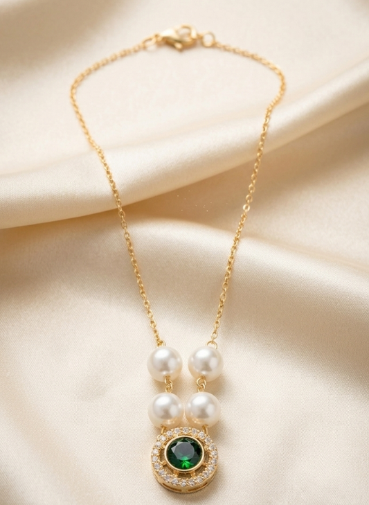 Green Stone Pearl Necklace with earrings
